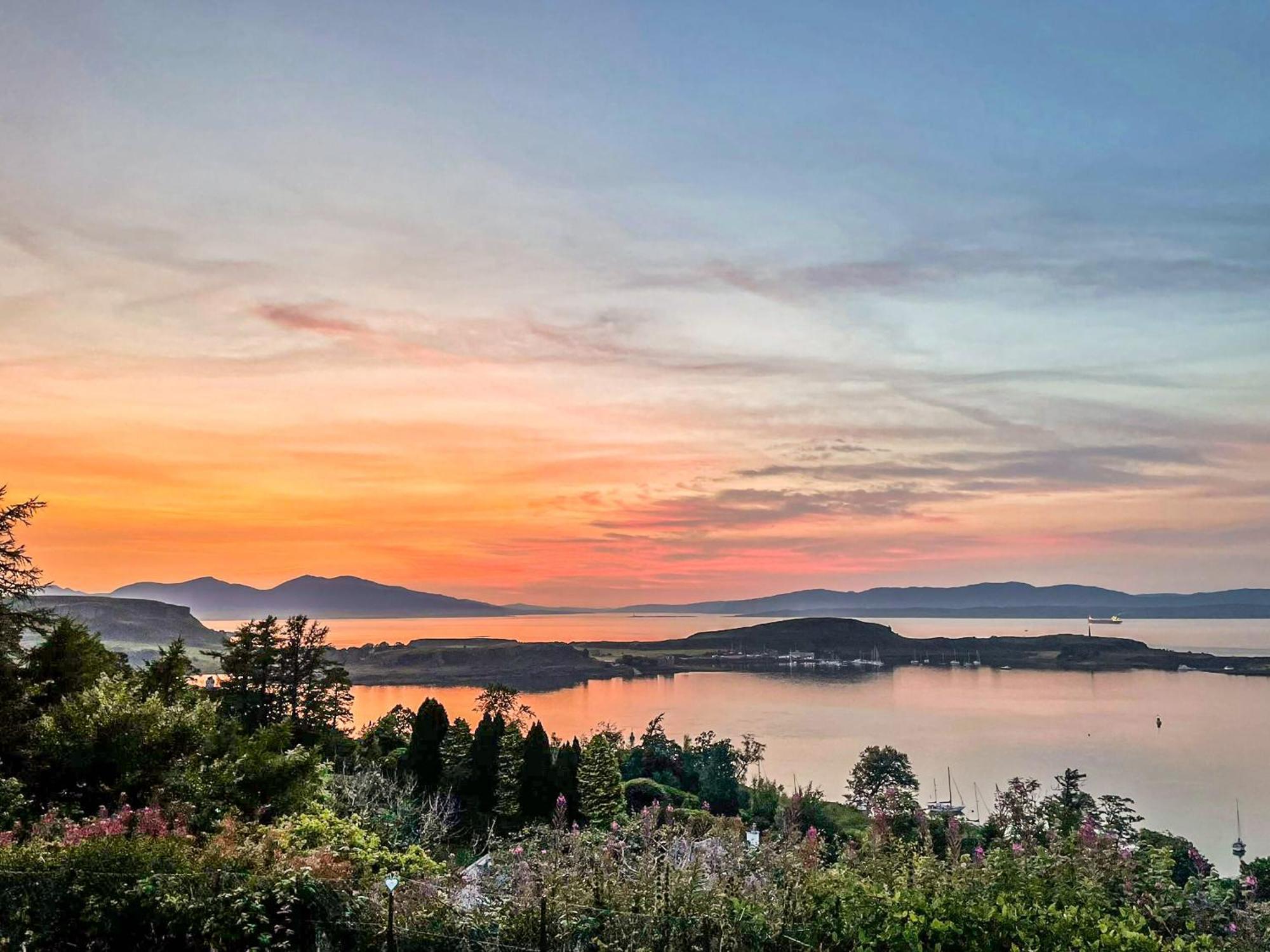 Airds Apartment Oban Bagian luar foto